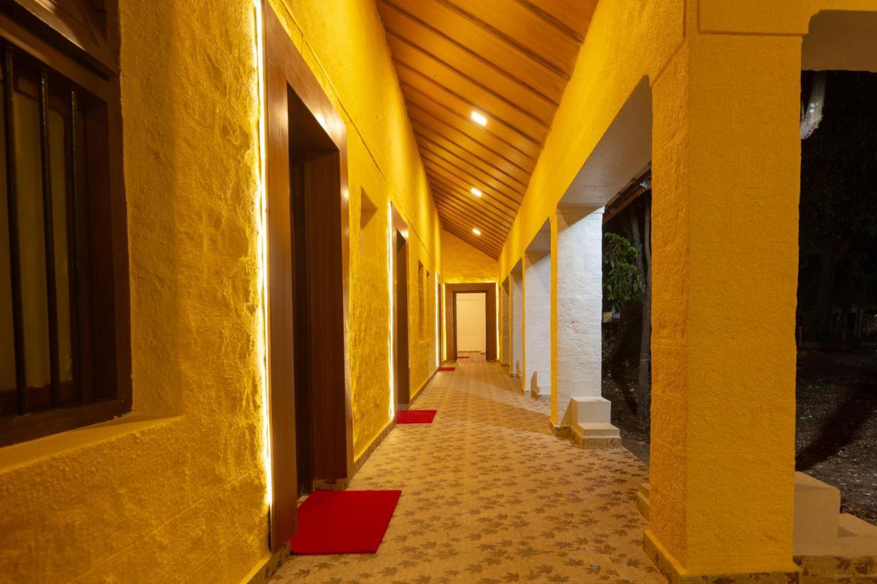Kstdc Hotel Mayura Gerusoppa, Jogfalls Māvingundi Zewnętrze zdjęcie