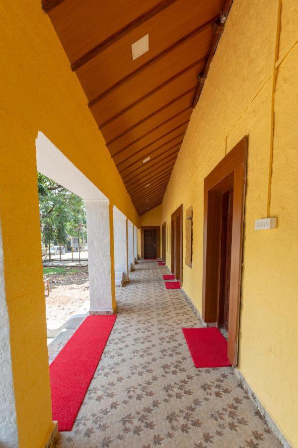 Kstdc Hotel Mayura Gerusoppa, Jogfalls Māvingundi Zewnętrze zdjęcie