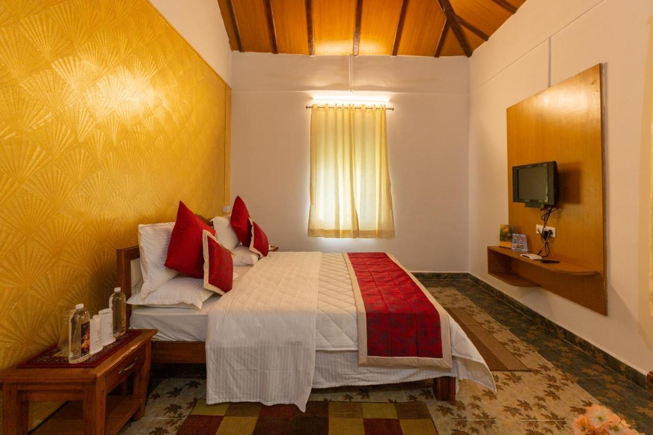 Kstdc Hotel Mayura Gerusoppa, Jogfalls Māvingundi Zewnętrze zdjęcie